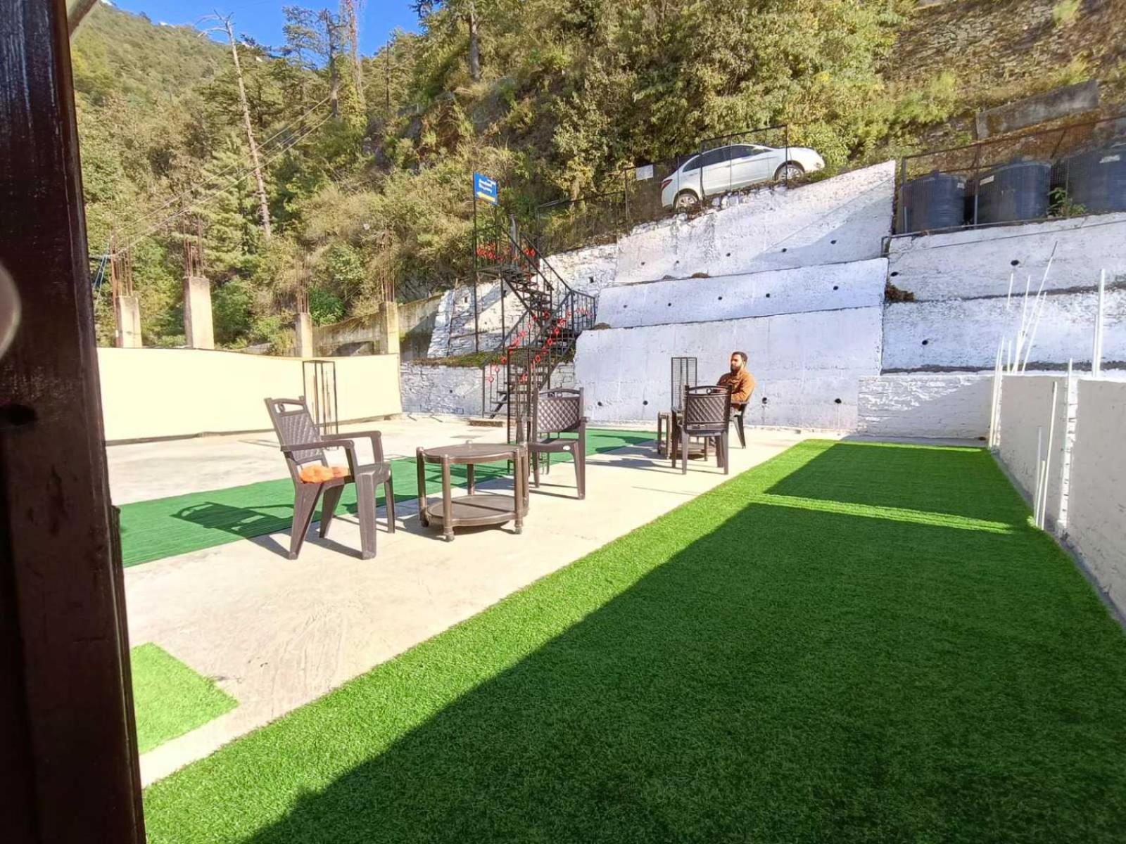 Hotel O New Shushant Regency Shimla Extérieur photo